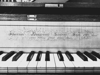 Vorschau „Mozart und ich“ IX. – Ein Tafel-Clavier für Neefe – Richard Röbel – Sächsiche Mozart-Gesellschaft e. V.